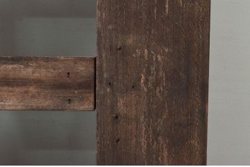 アンティーク建具　重厚　総欅(ケヤキ)材　和の貫禄を漂わせる升目(マス目)格子蔵戸1枚(きつね格子、狐格子、引き戸、玄関戸)(R-077880)