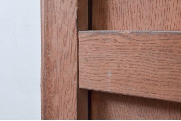 アンティーク建具　大振り!!　総欅(ケヤキ)材　重厚感のある佇まいが魅力の蔵戸1枚(玄関戸、板戸、引き戸)(R-077883)