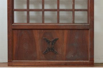 アンティーク建具　上手物!!!　総欅(ケヤキ)材　和モダンな雰囲気を醸し出す升目(マス目)格子蔵戸1枚(きつね格子、狐格子、引き戸、玄関戸)(R-077884)