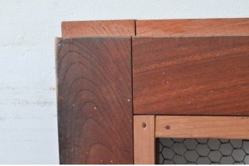 アンティーク建具　上手物!!!　総欅(ケヤキ)材　和モダンな雰囲気を醸し出す升目(マス目)格子蔵戸1枚(きつね格子、狐格子、引き戸、玄関戸)(R-077884)