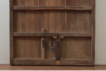 アンティーク建具　ペイント仕上げ限定　どこか懐かしい雰囲気を醸し出す蔵戸1枚(引き戸、玄関戸)(R-077885)