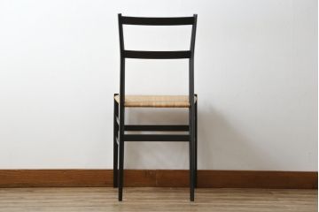 中古　Cassina(カッシーナ)　I MAESTRI COLLECTION(イ・マエストリ・コレクション)　Gio Ponti(ジオ・ポンティ)デザイン　699 SUPERLEGGERA(スーパーレジェーラ)　籐張り　アームレスチェア(ダイニングチェア、椅子、イス、いす)(R-077898)