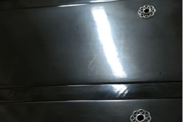 中古　最高級品!!　美しい扇の蒔絵入りの黒漆塗り桐箪笥(桐たんす、衣装箪笥、収納タンス、和タンス、引き出し)(定価推定約300万円)(R-077902)