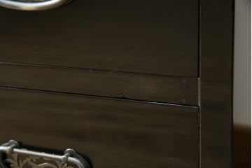 中古　最高級品!!　美しい扇の蒔絵入りの黒漆塗り桐箪笥(桐たんす、衣装箪笥、収納タンス、和タンス、引き出し)(定価推定約300万円)(R-077902)