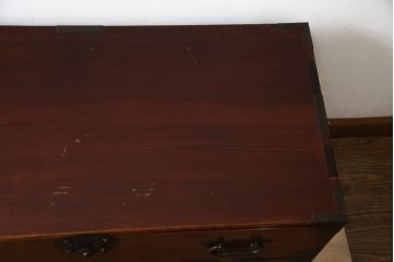 和製アンティーク　前面欅(ケヤキ)材　漆塗り　上品で上質な丸金具の庄内箪笥ローボード(ローチェスト、テレビ台、テレビボード、引き出し、時代箪笥、収納タンス)(R-077903)