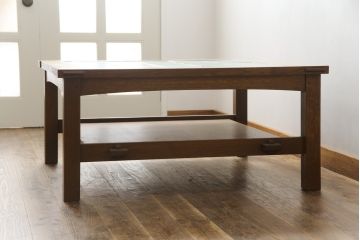 中古　高級品　Stickley(スティックレー/スティックレイ)　空間を華やかに彩るタイルトップローテーブル(リビングテーブル、センターテーブル)(R-077904)