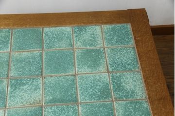中古　高級品　Stickley(スティックレー/スティックレイ)　空間を華やかに彩るタイルトップローテーブル(リビングテーブル、センターテーブル)(R-077904)