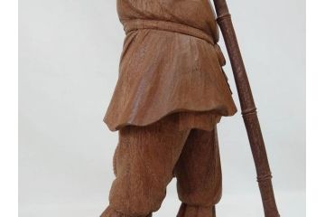 柳汀作　木彫り　高さ41.5cm　職人の技が光る恵比須像(恵比寿様、木製、在銘、作家物、置物、ディスプレイ、おきもの、共箱付き)(R-077914)
