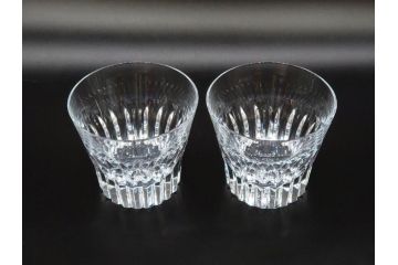 2022年　フランス　Baccarat　バカラ　CRYSTA(クリスタ)　深く彫られたカットが輝くタンブラー2客セット(コップ、グラス、ロックグラス、クリスタルガラス、フルレッドクリスタルガラス、共箱付き)(R-077915)