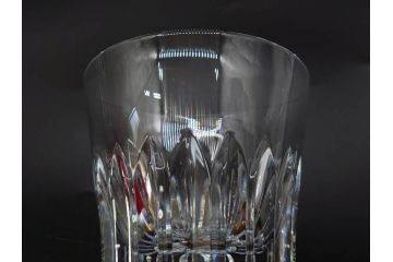2022年　フランス　Baccarat　バカラ　CRYSTA(クリスタ)　深く彫られたカットが輝くタンブラー2客セット(コップ、グラス、ロックグラス、クリスタルガラス、フルレッドクリスタルガラス、共箱付き)(R-077915)