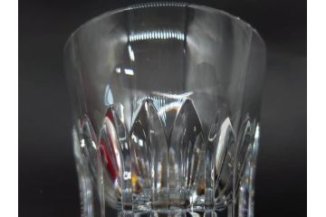 2022年　フランス　Baccarat　バカラ　CRYSTA(クリスタ)　深く彫られたカットが輝くタンブラー2客セット(コップ、グラス、ロックグラス、クリスタルガラス、フルレッドクリスタルガラス、共箱付き)(R-077915)