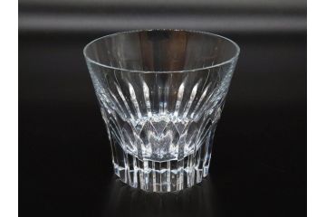 2022年　フランス　Baccarat　バカラ　CRYSTA(クリスタ)　深く彫られたカットが輝くタンブラー2客セット(コップ、グラス、ロックグラス、クリスタルガラス、フルレッドクリスタルガラス、共箱付き)(R-077915)