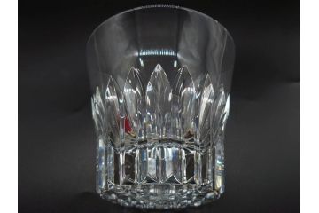 2022年　フランス　Baccarat　バカラ　CRYSTA(クリスタ)　深く彫られたカットが輝くタンブラー2客セット(コップ、グラス、ロックグラス、クリスタルガラス、フルレッドクリスタルガラス、共箱付き)(R-077915)