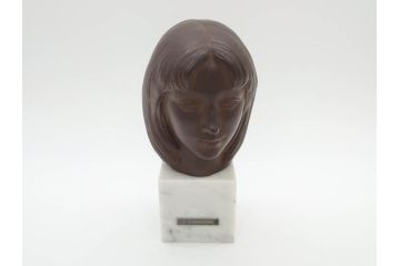 彫刻家　舟越保武　「K嬢」　上品な微笑みが魅力的なブロンズ像(Y・FUNAKOSHI、彫刻、女性像、オブジェ、置物、ディスプレイ、大理石製台座付き)(R-077916)