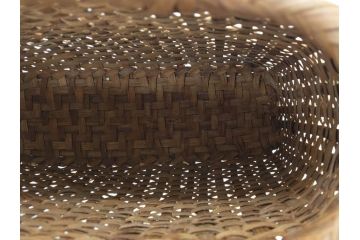 国産　山葡萄籠バッグ　やまぶどう　花のデザインが可愛らしい籠バッグ(手提げ袋、バック、鞄、花結び、花編み、カゴバッグ、かご、山ぶどう)(R-077917)