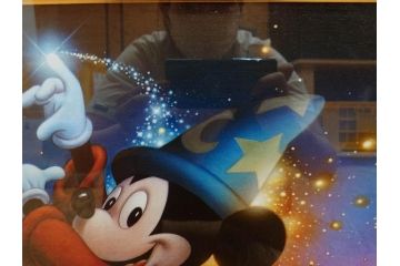 真作　三田恒夫　TSUNEO SANDA　ディズニー　「Mickey’s　Party」　限定115/195　WDINT20　ミッキーと仲間たちの賑やかな雰囲気が伝わってくる版画(ジクレー、ジークレー、印刷、額付き、外箱付き)(R-077924)