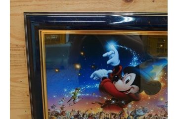 真作　三田恒夫　TSUNEO SANDA　ディズニー　「Mickey’s　Party」　限定115/195　WDINT20　ミッキーと仲間たちの賑やかな雰囲気が伝わってくる版画(ジクレー、ジークレー、印刷、額付き、外箱付き)(R-077924)