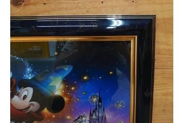 真作　三田恒夫　TSUNEO SANDA　ディズニー　「Mickey’s　Party」　限定115/195　WDINT20　ミッキーと仲間たちの賑やかな雰囲気が伝わってくる版画(ジクレー、ジークレー、印刷、額付き、外箱付き)(R-077924)