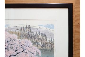 真作　2002年　橋本広喜　絵夢工房　「滝桜」　3/70　サイン入り　墨彩画　春の息吹を感じさせる満開の桜が美しいリトグラフ(版画、額付き、外箱付き)(R-077925)