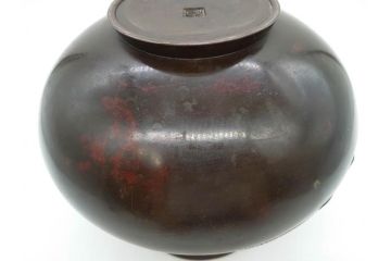 時代物　古銅　斑紫銅　盛上　双鯉文　優雅に泳ぐ鯉の装飾が印象的な花瓶(高岡銅器?、花器、花生、花入、壷、壺、在銘、作家物)(R-077928)