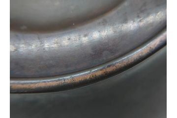 時代物　古銅　斑紫銅　盛上　生き生きと泳ぐ魚の装飾が印象的な花瓶(鮎?、アユ、高岡銅器?、花器、花生、花入、壷、壺、在銘、作家物)(R-077929)