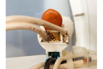 ビンテージ　レア!　BMW(ビー・エム・ダブリュー)　お部屋のアクセントになる電光看板(ヴィンテージ、ネオン、電気、電飾、ビーエム、車)(R-077930)