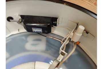 ビンテージ　レア!　BMW(ビー・エム・ダブリュー)　お部屋のアクセントになる電光看板(ヴィンテージ、ネオン、電気、電飾、ビーエム、車)(R-077930)