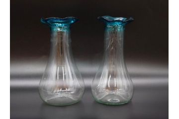 戦前　大正〜昭和初期　昭和レトロ　青フリル　澄んだブルーカラーが素敵なガラス花瓶2個セット(一輪挿し、花入、花器、硝子)(R-077931)