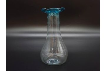 戦前　大正〜昭和初期　昭和レトロ　青フリル　澄んだブルーカラーが素敵なガラス花瓶2個セット(一輪挿し、花入、花器、硝子)(R-077932)