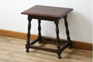 中古　松本民芸家具　#25型スツール・テーブル　クラシカルなデザインがお洒落なサイドテーブル　(R-077948)