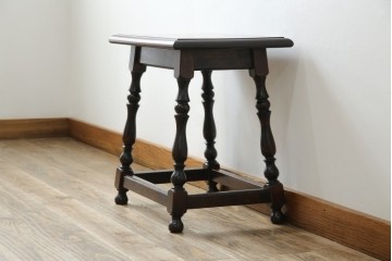 中古　松本民芸家具　#25型スツール・テーブル　クラシカルなデザインがお洒落なサイドテーブル　(R-077948)
