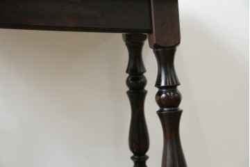 中古　松本民芸家具　#25型スツール・テーブル　クラシカルなデザインがお洒落なサイドテーブル　(R-077948)