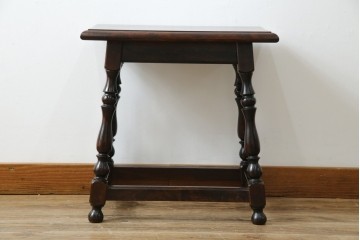 中古　松本民芸家具　#25型スツール・テーブル　クラシカルなデザインがお洒落なサイドテーブル　(R-077948)