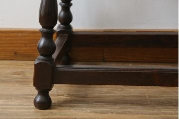 【E様専用】中古　松本民芸家具　#25型スツール・テーブル　クラシカルなデザインがお洒落なガラス天板付きサイドテーブル(コーヒーテーブル、カフェテーブル、花台、飾り台、椅子、イス)(R-077950)