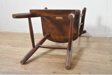 中古　松本民芸家具　クラシカルなデザインが美しいベビーチェア(チャイルドチェア、キッズチェア、アームチェア、ダイニングチェア、板座チェア、ウィンザーチェア、ウインザーチェア、こども椅子、子どもイス)(R-077951)