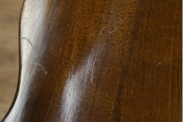 中古　飛騨産業　キツツキマーク　艶のある塗りが美しいハイチェア　※回転機構不具合あり　(R-077952)