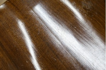 中古　飛騨産業　キツツキマーク　艶のある塗りが美しいハイチェア　※回転機構不具合あり　(R-077952)