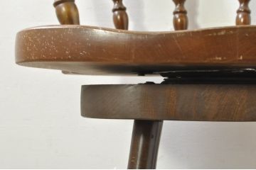 和製ビンテージ　飛騨産業　キツツキマーク　艶のある木の質感が上品な回転チェア(カウンターチェア、ハイチェア、バーチェア、板座チェア、イス、椅子、ヴィンテージ)(R-077952)