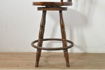 和製ビンテージ　飛騨産業　キツツキマーク　艶のある木の質感が上品な回転チェア(カウンターチェア、ハイチェア、バーチェア、板座チェア、イス、椅子、ヴィンテージ)(R-077952)