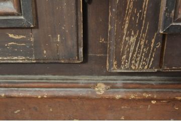 フランスアンティーク　特大!!　店舗用　たっぷり収納できる三枚扉の薄型キャビネット(ブックケース、本箱、書棚、戸棚、収納棚、店舗什器)(R-077953)
