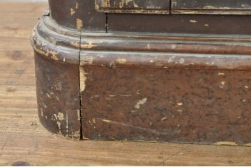 フランスアンティーク　特大!!　店舗用　たっぷり収納できる三枚扉の薄型キャビネット(ブックケース、本箱、書棚、戸棚、収納棚、店舗什器)(R-077953)