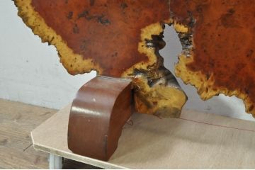 和製ビンテージ　花梨(カリン)材　木本来の形を活かした存在感溢れる衝立て(パーテーション、衝い立て、つい立て、間仕切り、ディスプレイ、オブジェ、ヴィンテージ)(R-077961)