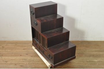 中古　アンティーク調　和のお部屋作りに取り入れやすい両面使いの小さな階段箪笥(和たんす、収納箪笥、引き出し)(R-077966)