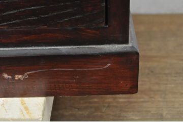 中古　アンティーク調　和のお部屋作りに取り入れやすい両面使いの小さな階段箪笥(和たんす、収納箪笥、引き出し)(R-077966)