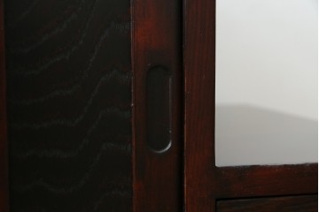 中古　アンティーク調　和のお部屋作りに取り入れやすい両面使いの小さな階段箪笥　(R-077966)