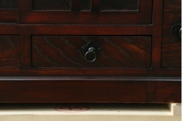 中古　アンティーク調　和のお部屋作りに取り入れやすい両面使いの小さな階段箪笥　(R-077966)