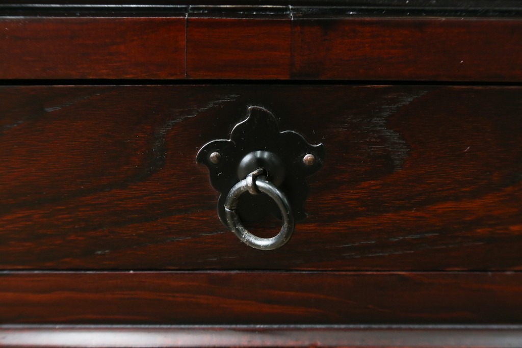 中古　アンティーク調　和のお部屋作りに取り入れやすい両面使いの小さな階段箪笥　(R-077966)