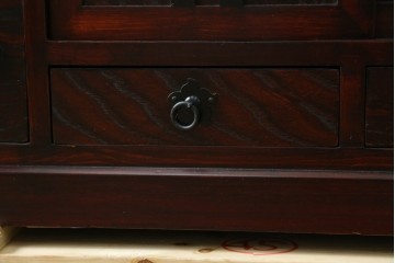 中古　アンティーク調　和のお部屋作りに取り入れやすい両面使いの小さな階段箪笥　(R-077966)