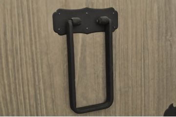 和製アンティーク　明るい木色に上品な金具が映える二段重ね総桐二本松箪笥(時代箪笥、衣装箪笥、収納箪笥、重ね箪笥、和タンス、チェスト、引き出し)(R-077968)
