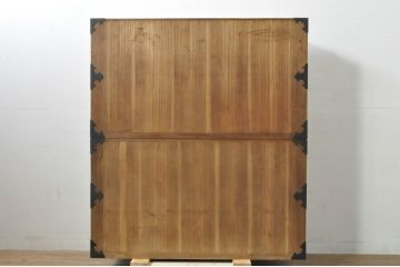 和製アンティーク　明るい木色に上品な金具が映える二段重ね総桐二本松箪笥(時代箪笥、衣装箪笥、収納箪笥、重ね箪笥、和タンス、チェスト、引き出し)(R-077968)